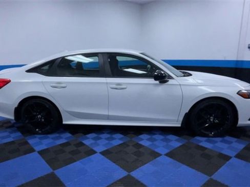 Certified 2022 Honda Civic Sport image 9