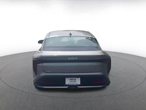 Used 2025 Kia K4 LXS image 9