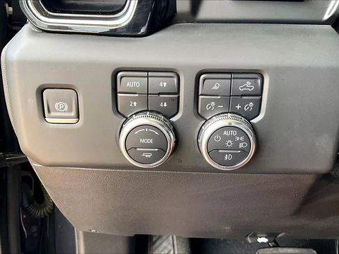 Used 2024 GMC Sierra 1500 Denali Ultimate AWD/4WD image 34