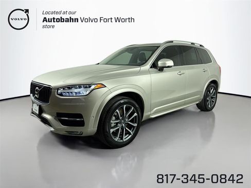 Used 2017 Volvo XC90 T6 Momentum w/ Vision Package image 1