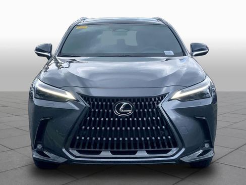 Used 2025 Lexus NX 350h AWD w/ Luxury Package image 4