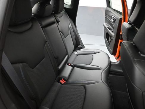 New 2026 Jeep Compass Latitude AWD/4WD image 22