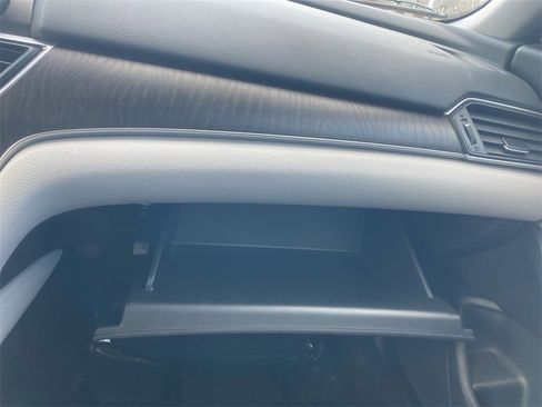 Used 2019 Honda Accord EX-L image 27