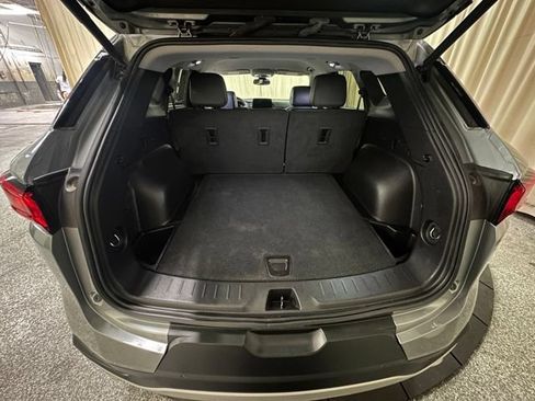 Used 2024 Chevrolet Blazer LT FWD image 10