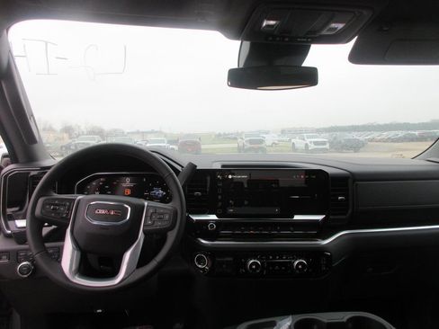 New 2026 GMC Sierra 1500 SLE AWD/4WD image 14