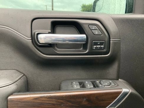 Used 2021 GMC Sierra 1500 SLT AWD/4WD image 13