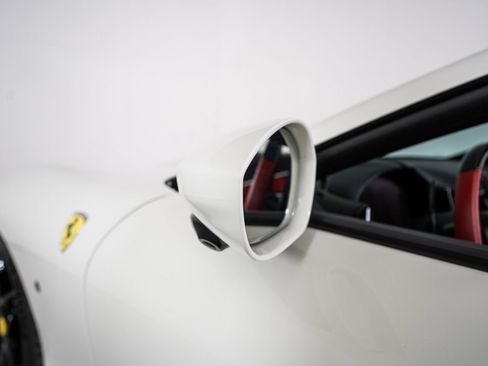 Certified 2025 Ferrari Roma Spider RWD image 11