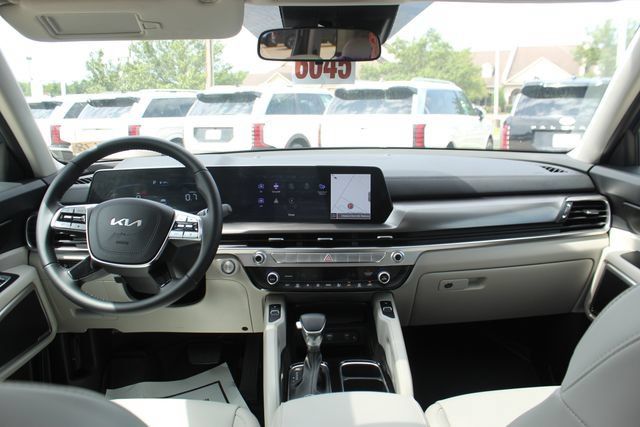 Used 2024 Kia Telluride S w/ S Sunroof Package FWD image 14