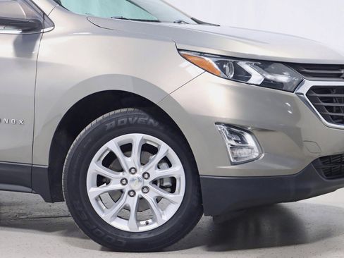 Used 2018 Chevrolet Equinox LT image 5