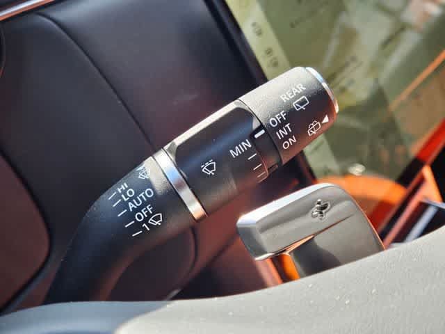 Used 2025 Land Rover Range Rover SE AWD/4WD image 27