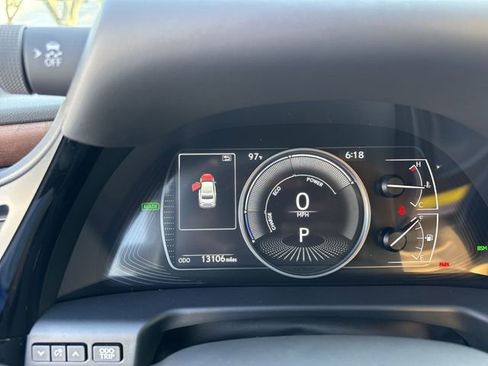 Used 2025 Lexus ES 300h w/ Premium Package FWD image 15