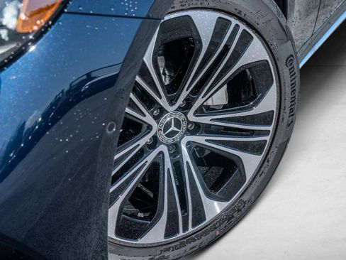 New 2026 Mercedes-Benz E 350 4MATIC Sedan image 11