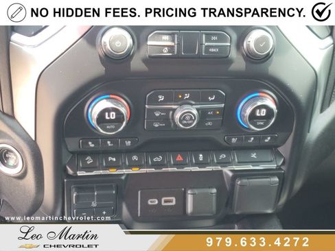 Used 2021 Chevrolet Silverado 1500 LTZ AWD/4WD image 26