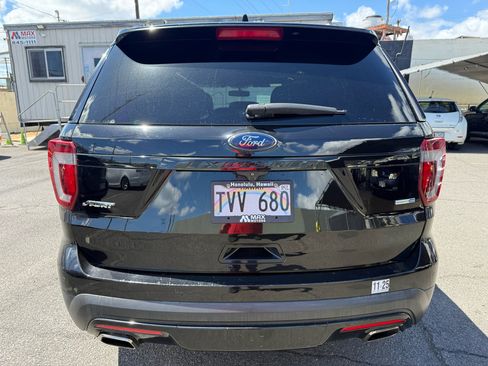 Used 2017 Ford Explorer Sport w/ Equipment Group 401A image 4