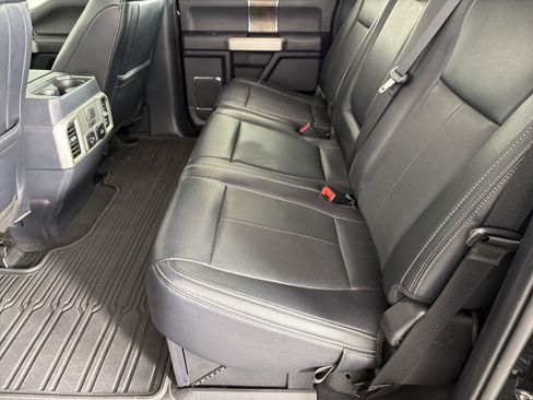 Used 2022 Ford F250 Lariat w/ Black Appearance Package AWD/4WD image 18