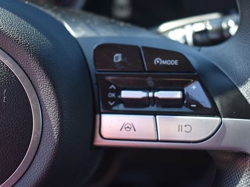 Used 2022 Hyundai Elantra SEL image 24