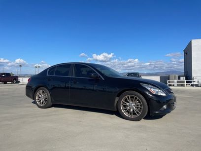 Used 2013 INFINITI G37 Journey w/ Premium Pkg