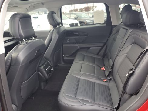 New 2026 Lincoln Nautilus Reserve w/ Jet Appearance Package image 27