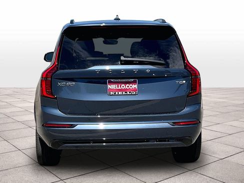 New 2026 Volvo XC90 T8 Ultra w/ Protection Package AWD/4WD image 6