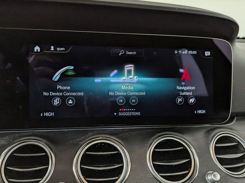 Used 2022 Mercedes-Benz E 350 4MATIC Sedan image 35