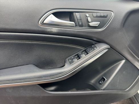 Used 2018 Mercedes-Benz GLA 250 4MATIC image 23