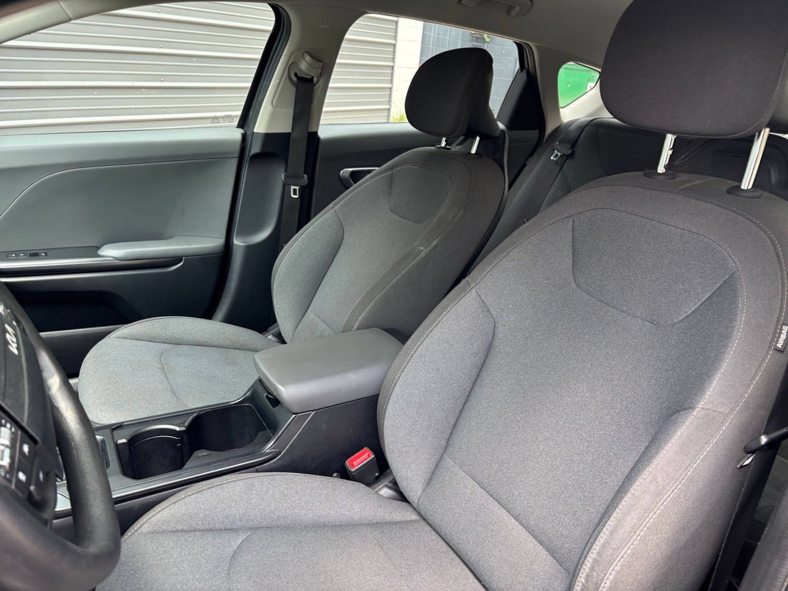 Used 2025 Kia K4 FWD image 22