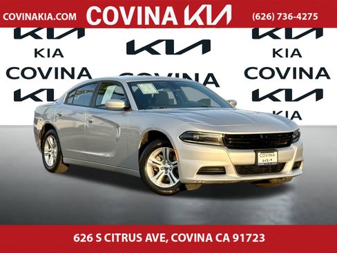 Used 2022 Dodge Charger SXT image 1