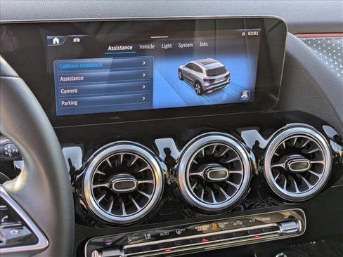 Certified 2025 Mercedes-Benz GLA 250 image 13