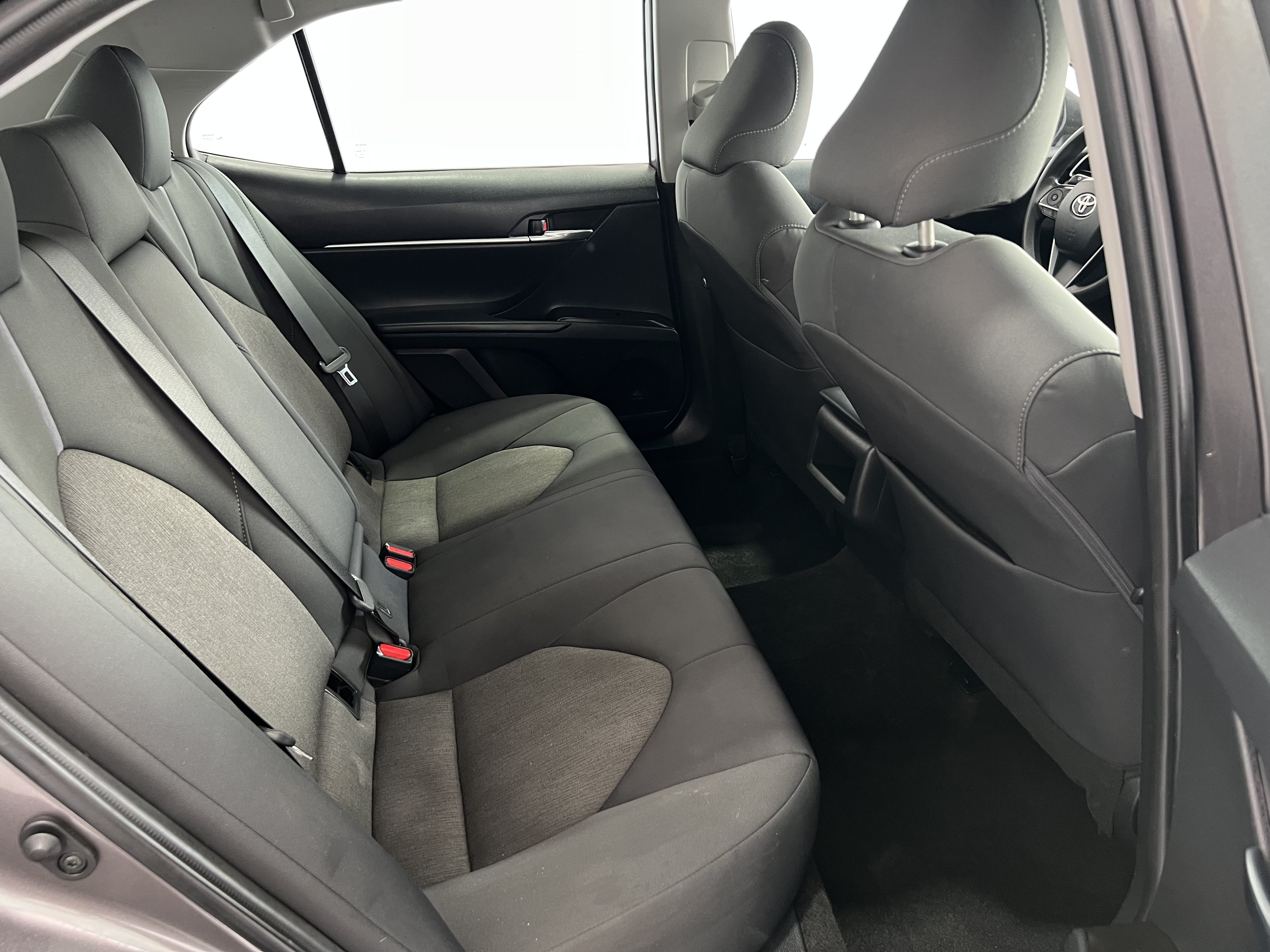 Used 2023 Toyota Camry LE w/ Convenience Package FWD image 19