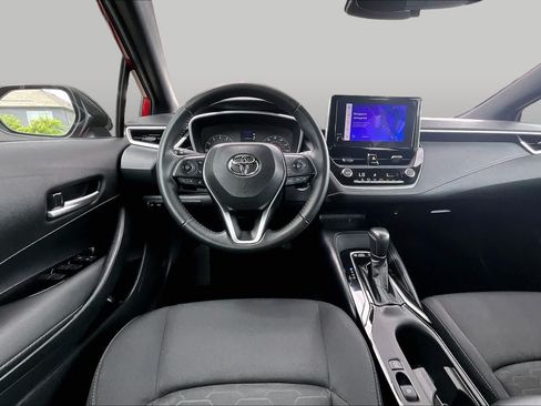 Used 2025 Toyota Corolla SE FWD image 6