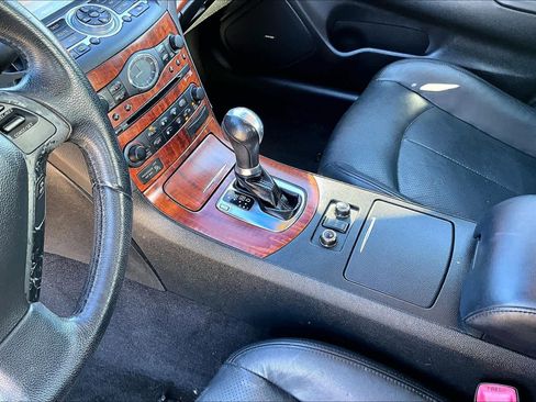 Used 2009 INFINITI G37 x w/ Premium Pkg image 16