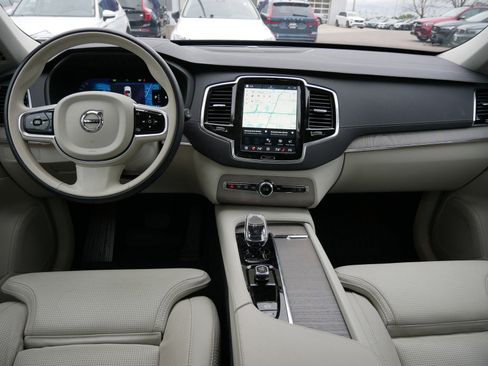 Certified 2025 Volvo XC90 B6 Ultra AWD/4WD image 12