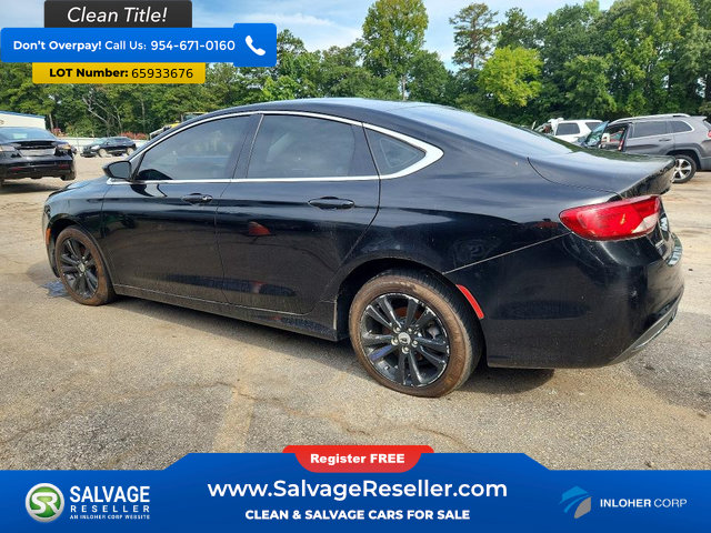 Used 2015 Chrysler 200 Limited FWD image 3