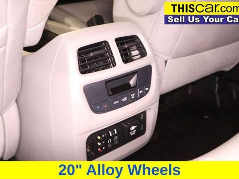 Used 2017 Honda Pilot Touring image 28
