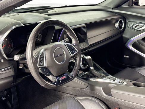 Used 2020 Chevrolet Camaro SS image 15
