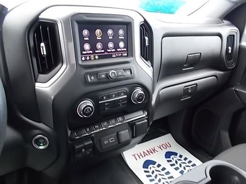 Used 2024 Chevrolet Silverado 2500 W/T w/ WT Convenience Package image 15