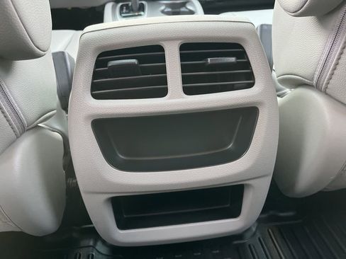 Used 2019 Honda Ridgeline RTL image 17