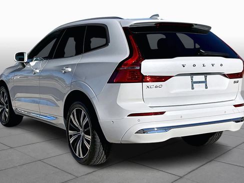 Used 2023 Volvo XC60 B6 Ultimate image 11