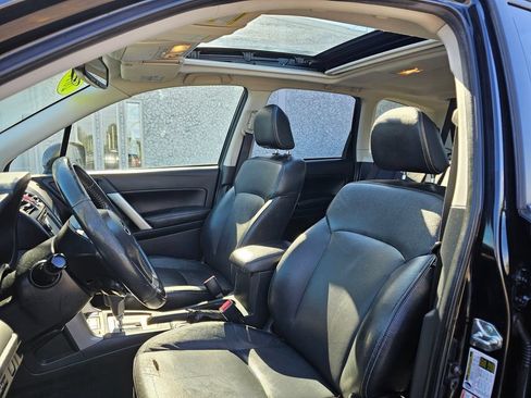Used 2015 Subaru Forester 2.5i Limited AWD/4WD image 18