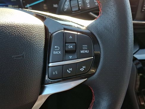 Certified 2024 Ford Explorer ST-Line w/ Class IV Trailer Tow Package image 30