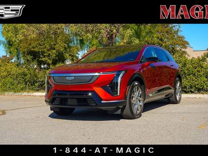 New 2026 Cadillac Optiq Luxury 1