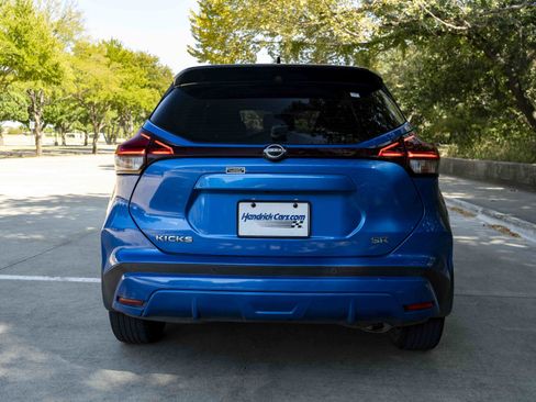 Used 2023 Nissan Kicks SR FWD image 8