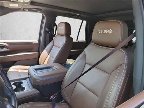 Used 2022 Chevrolet Tahoe High Country w/ Premium Package AWD/4WD image 13