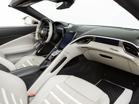 Certified 2024 Ferrari Roma Spider image 62