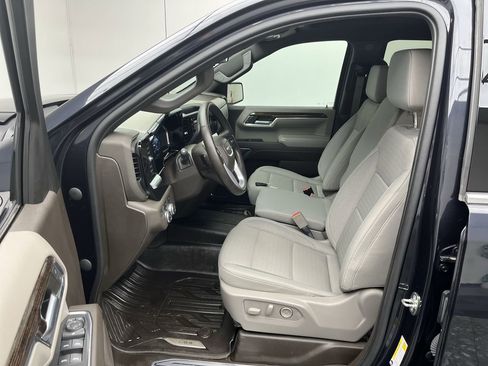Certified 2023 GMC Sierra 1500 SLE image 3
