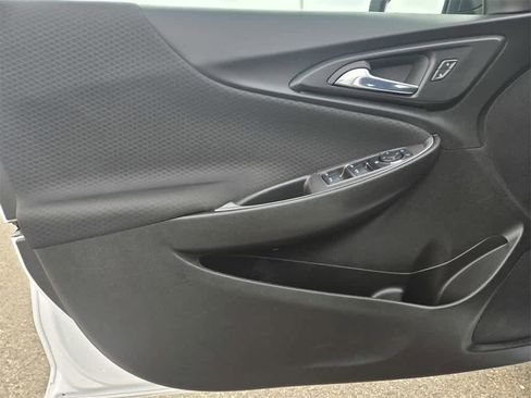 Used 2024 Chevrolet Malibu LT image 17