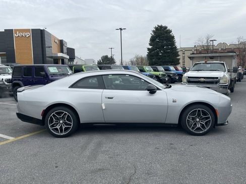 New 2026 Dodge Charger Scat Pack image 9