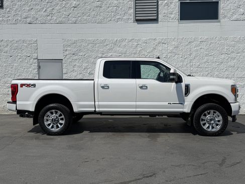 Used 2019 Ford F350 Limited AWD/4WD image 9