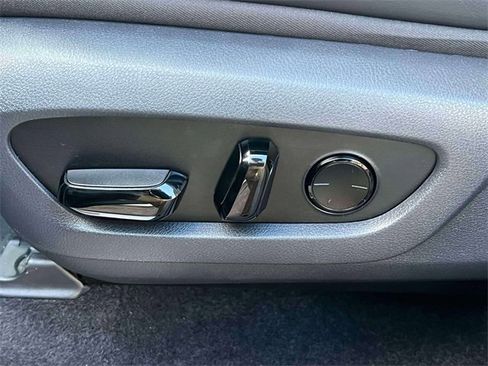 Used 2024 Lexus TX 500h AWD image 22