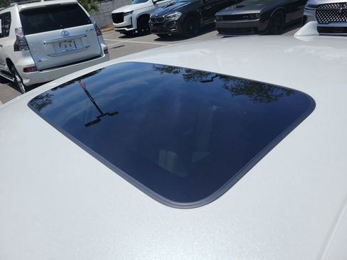Used 2022 Honda Accord EX-L image 23